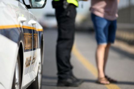 شاب من الطيبة : يقود للمرة الـ 13 بدون رخصة وحكم بالسجن لمدة 3 سنوات